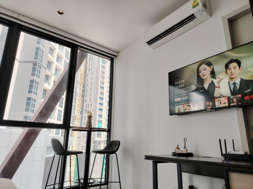 Scarletz Suites Klcc By Deko Kuala Lumpur Room photo